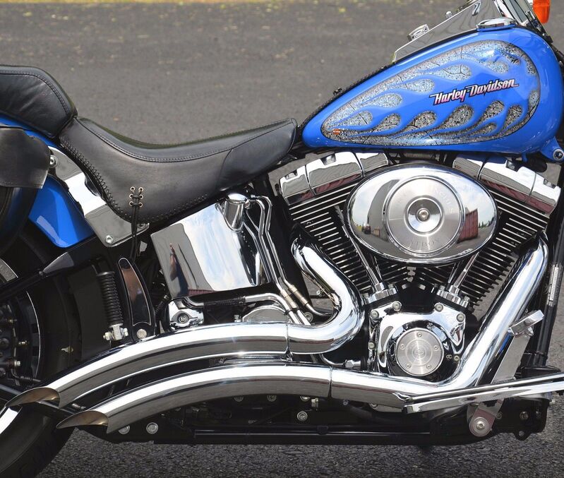 Attitude Inc ATT-EXHS004 Razors Chrome Headers Exhuast Kit Big Radius Suit Harley Softail 1986-2017 Chrome Heathields Attached Kit