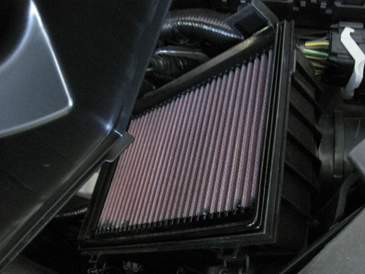K&N Filters KN33-2340 Ford Fusion / Mercury Milan 3. Replacement Air Filter