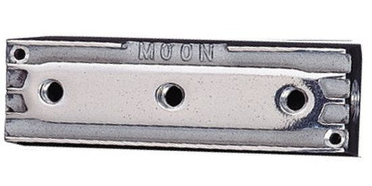 Mooneyes MNMP1011 Fuel Block Finned Cast Aluminium 3 x 1/8" Npt Outlets Ports