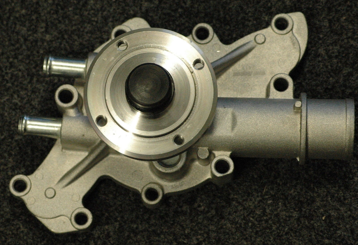 Endurotec WP4002RP Aluminium Water Pump Ford Fairlane Au Tl50 Ea-Fg V8 1999-2003