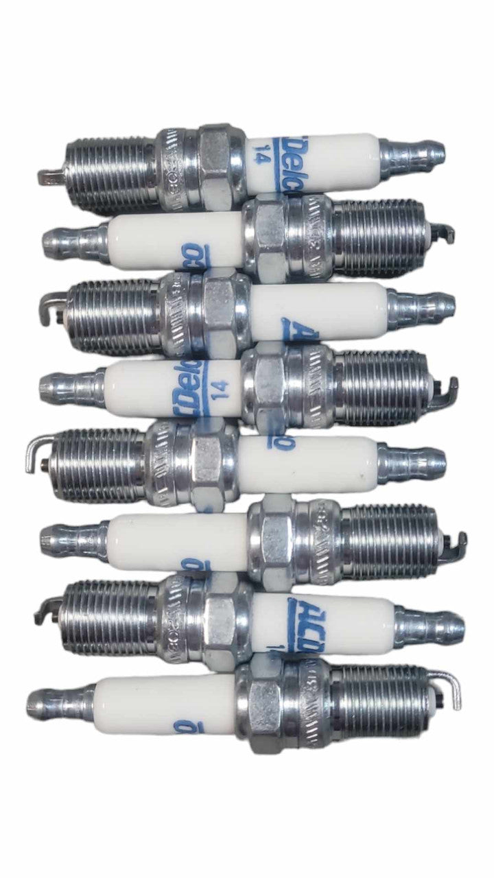 PCM Pleasurecraft Marine PCMRP030012 Spark Plug Sets - Platinum GM 5.0/ 5.7 / 6.0 / 6.2L