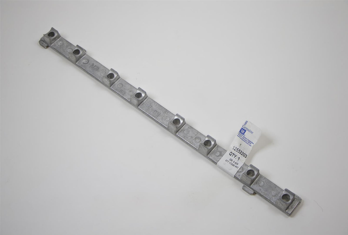 General Motors GM12552203 LS1 Rocker Arm Stand 1 Required Per Head