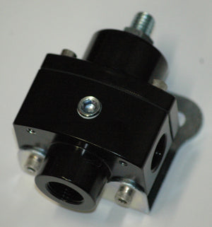 Endurotec EW22205 Fuel Pressure Regulator 3/8Npt x 3 Port 4.5-14 Psi 1/8Npt Gauge Port