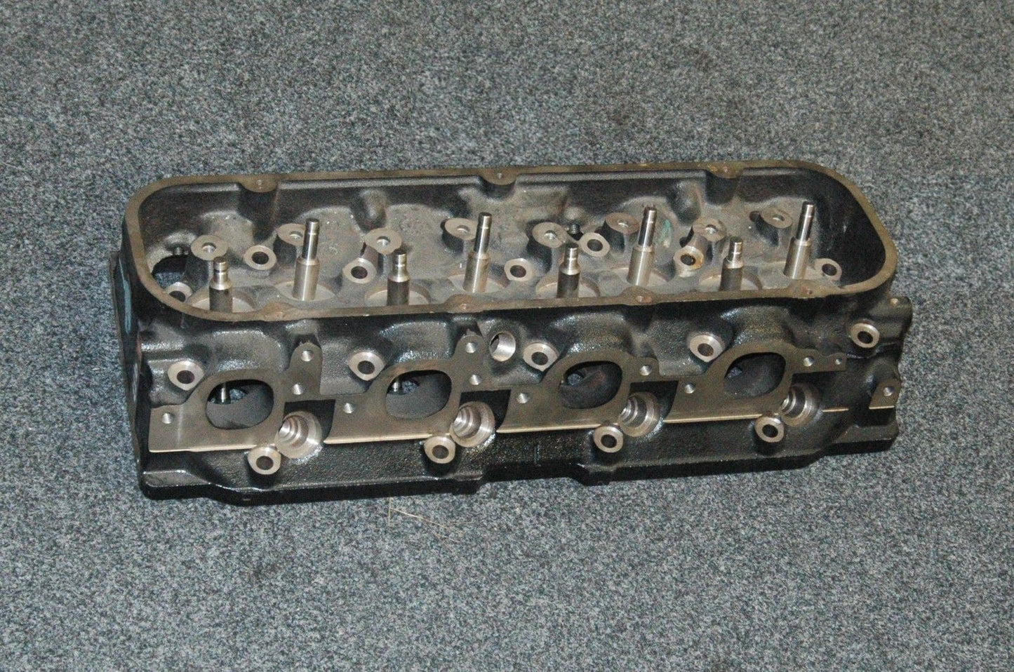 GM Performance GM12560241 Murcruiser 7.4L Cast Iron 100Cc Vortec Cylinder Heads Chev Bb V8