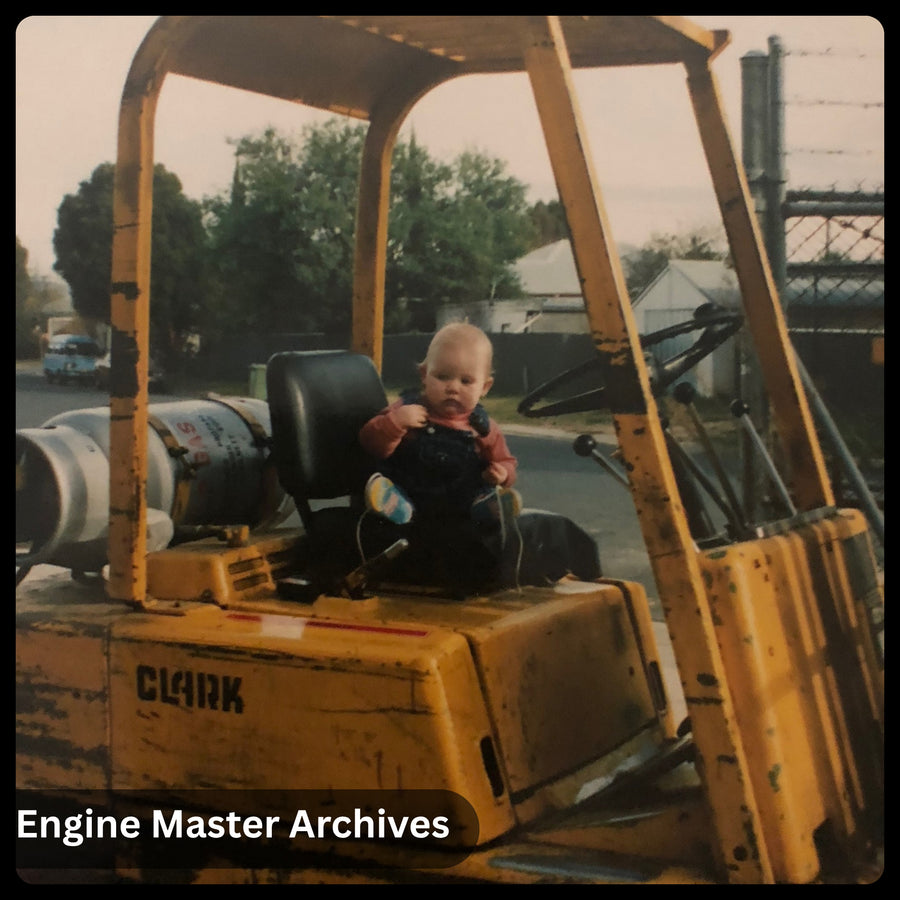 A little visitor on the forklift
