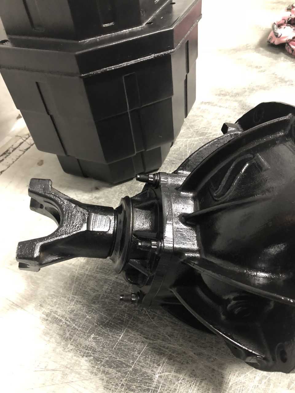 Strange STRPRF120SP35389 Clearance - Strange Ford 9" Pro Iron Diff Centre 3-89 Ratio 35 Spline Full Spool Used